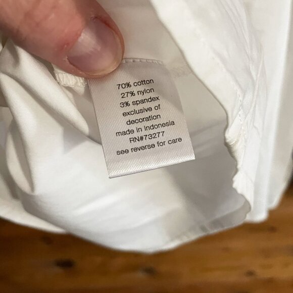 Elizabeth & James Top Womens Peasant White Embroidered Smocked Sleeve Boho Large - Picture 4 of 11